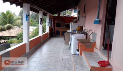 Chácara com 3 dormitórios à venda, 1.260 m² por R$ 500.000