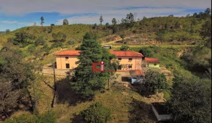 Sítio com 8 dormitórios à venda, 224000 m² por R$ 3.500.000 - Jardim Seabra - Amparo/SP