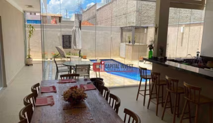 Casa com 3 dormitórios à venda, 321 m² por R$ 1.590.000,00 - Santa Úrsula - Jaguariúna/SP