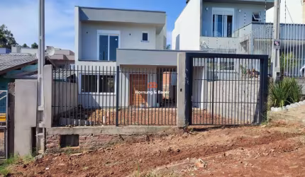 Sobrado à Venda em Campo Bom no bairro Blumenburg