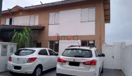 Sobrado de 3 Dormitórios e 2 Vagas para Venda em Condomínio Fechado no Jaraguá
