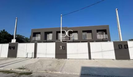 Casa com 2 quartos à venda na Rua dos Ipês, Parque Nanci, Maricá por R$ 265.000