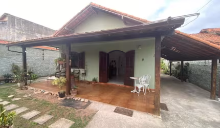 Casa com 4 quartos à venda na Rua Van Lerbergue, Jardim Atlântico Central (Itaipuaçu), Maricá por R$ 585.000