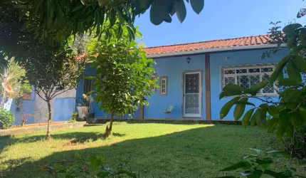 Casa com 4 quartos à venda na Rua Delson Barbosa da Costa, Flamengo, Maricá por R$ 495.000