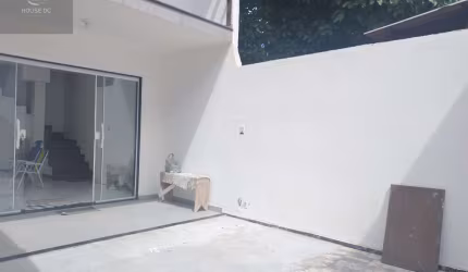 Casa com 2 quartos à venda na Rua Uberaba, 291, Trindade, São Gonçalo, 70 m2 por R$ 289.000