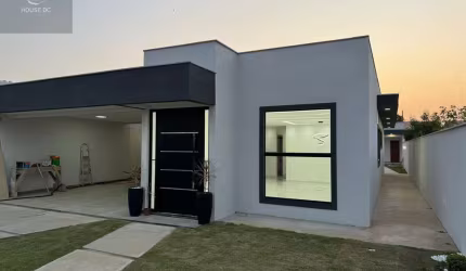 Casa com 3 quartos à venda na Rua Irene Ribeiro, Jardim Atlântico Leste (Itaipuaçu), Maricá por R$ 650.000