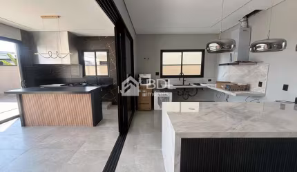 Casa em condomínio fechado com 3 quartos para alugar na Rua José Roberto Folegatti, 116, Loteamento Residencial Arborais, Campinas, 349 m2 por R$ 19.000
