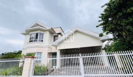 Casa em condomínio fechado com 4 quartos à venda no Garcia, Blumenau , 1000 m2 por R$ 1.600.000