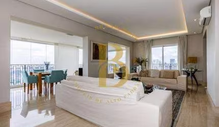 Primoroso apartamento, em andar alto, localizado no bairro Cidade Jardim.