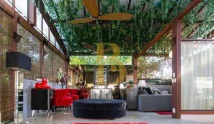 Casa de condomínio com 423 m², 4 quartos sendo 4 suítes à venda no bairro Jardim Europa.