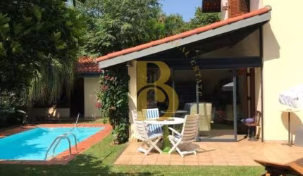 Casa com 410 m², 4 quartos sendo 2 suítes à venda no bairro Cidade Jardim.