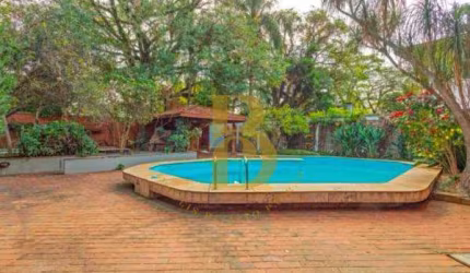 Casa de Rua fechada com 500 m², à venda no bairro Alto de Pinheiros.