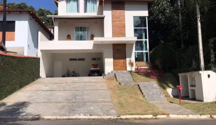 Casa em Itapevi - Condomínio Vila Verde - 3 Dormitórios sendo 1 Suíte - 4 Vagas