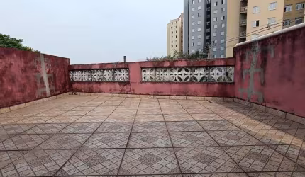 Casa no bairro Jardim Roberto em Osasco bem ampla e espaçosa