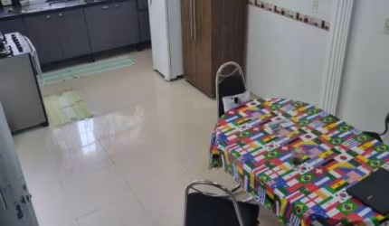 Sobrado 403m² a venda Vila Nova Bonsucesso