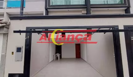 Sobrado novo com 160m2 de área construída fino acabamento interno!!