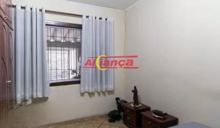 CASA 2 DORMS ´/ 2 VAGAS / VILA GALVÃO 200 M2 TERRENO 800 MIL
