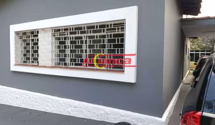 Casa com 2 quartos à venda na Rua Professor Pedro Chebat, 37, Vila Galvão, Guarulhos, 357 m2 por R$ 990.000