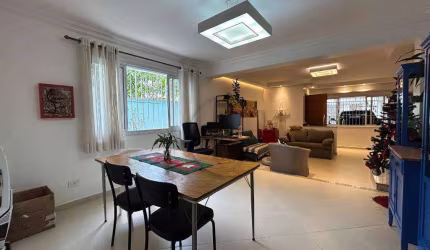 Sobrado com 3 dormitórios à venda, 262 m² por R$ 1.250.000,00 - Vila Valparaíso - Santo André/SP