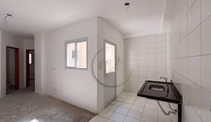 Apartamento com 2 dormitórios à venda, 48 m² por R$ 310.000,00 - Vila Príncipe de Gales - Santo André/SP