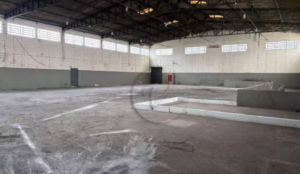 Galpão para alugar, 950 m² por R$ 33.000,01/mês - Várzea do Palácio - Guarulhos/SP