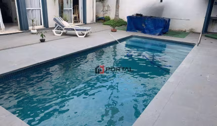 Casa com 4 dormitórios para alugar, 340 m² por R$ 9.450,09/mês - Granja Viana - Cotia/SP