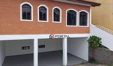 Casa com 4 dormitórios para alugar, 350 m² por R$ 6.166,00/mês - Jardim da Glória - Cotia/SP