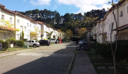 Casa com 2 dormitórios à venda, 64 m² por R$ 400.000,00 - Granja Viana - Cotia/SP