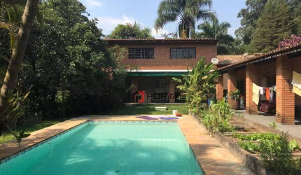 Casa com 4 dormitórios à venda, 376 m² por R$ 1.600.000,00 - Granja Viana - Cotia/SP