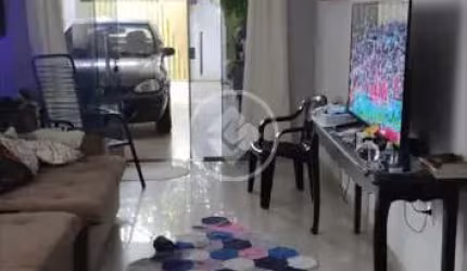 REF: Office1041 Casa no Setor Santa Fé, sendo 4 quartos 1 suíte com 121m², Goiânia-GO codigo: 20823
