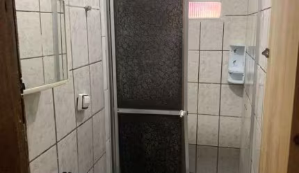 Casa com 2 quartos à venda na Rua Alfonso Asturaro, 528, Conjunto Habitacional Barro Branco II, São Paulo, 75 m2 por R$ 220.000
