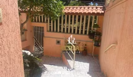 Sobrado com 3 dormitórios à venda, 280 m² por R$ 1.595.000,00 - Barcelona - São Caetano do Sul/SP