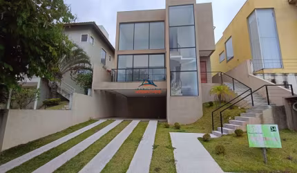 Casa em condomínio fechado com 3 quartos à venda na Rua Américo Floriano de Toledo, 803, Jardim Caiapia, Cotia por R$ 1.600.000