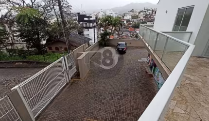 TERRENO COM 1040M², AO LADO DA UFSC