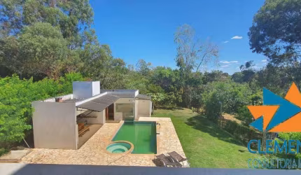 CASA EM CONDOMINIO FECHADO VALE DO LUAR LAGOA SANTA/JABPTICATUBAS MG