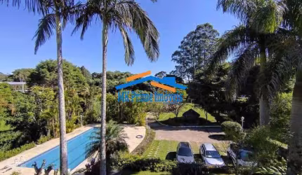 Linda  Chácara em Aldeia da Serra