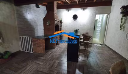 Excelente sobrado com 3 dormitórios , com a/t 300m² no Jardim D&amp;apos;Abril