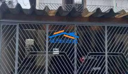Sobrado com 154m³ sendo 3 dorms no JD. de Abril.