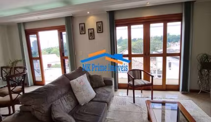 Casa com 4 Suítes e 7 Vagas de garagem à Venda, 510 m²