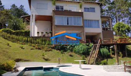 Linda Casa em Condomínio Refúgio dos Pinheiros 4 suítes!