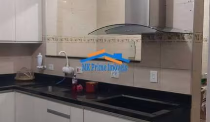 Lindo Sobrado 200 m² com 3 dormitórios no Jd.Santo Antonio em Osasco.