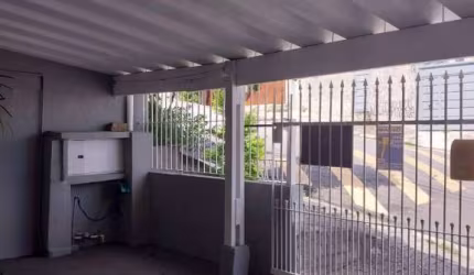 Oportunidade no Jardim das Flores: 2 Casas com 3 Dormitórios e 2 Vagas.