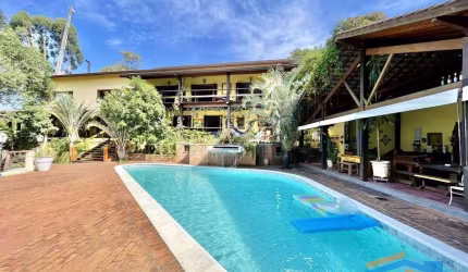 Cond. Palos Verdes - AT: 1.923m 7 dorms / 5 suítes, piscina e gourmet!