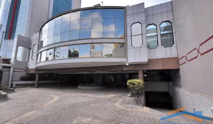 Excelente Prédio Monousuário Comercial no Bairro da Luz - São Paulo.