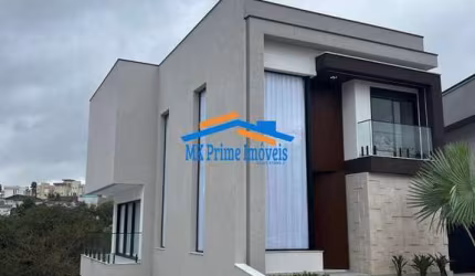 Linda Casa a venda em Condomínio com 04 Suítes- NEW VILLE.