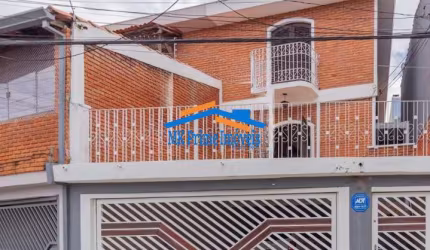 Sobrado com 195m², 3 quartos e 2 vagas - Bela Vista