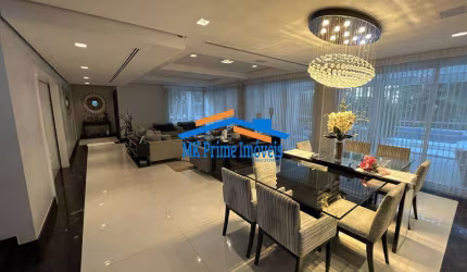 Imponente Casa de 4 Suítes com Suíte Master, Lazer Completo e 8 Vagas.