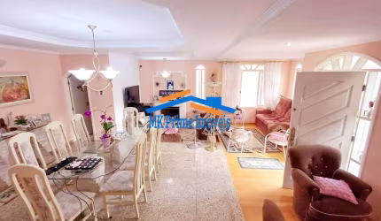 Lindo Sobrado 384m² - 4 Suítes - 3 Vagas - Vila Campesina - Osasco - SP