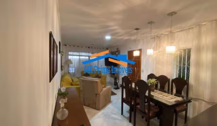 Casa com Piscina Venda de 216m², 4 Quartos e 2 banheiros- Jaguaribe Osasco