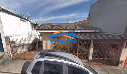 Casa Antiga - Terreno com 297 m² Ideal para construtor.
